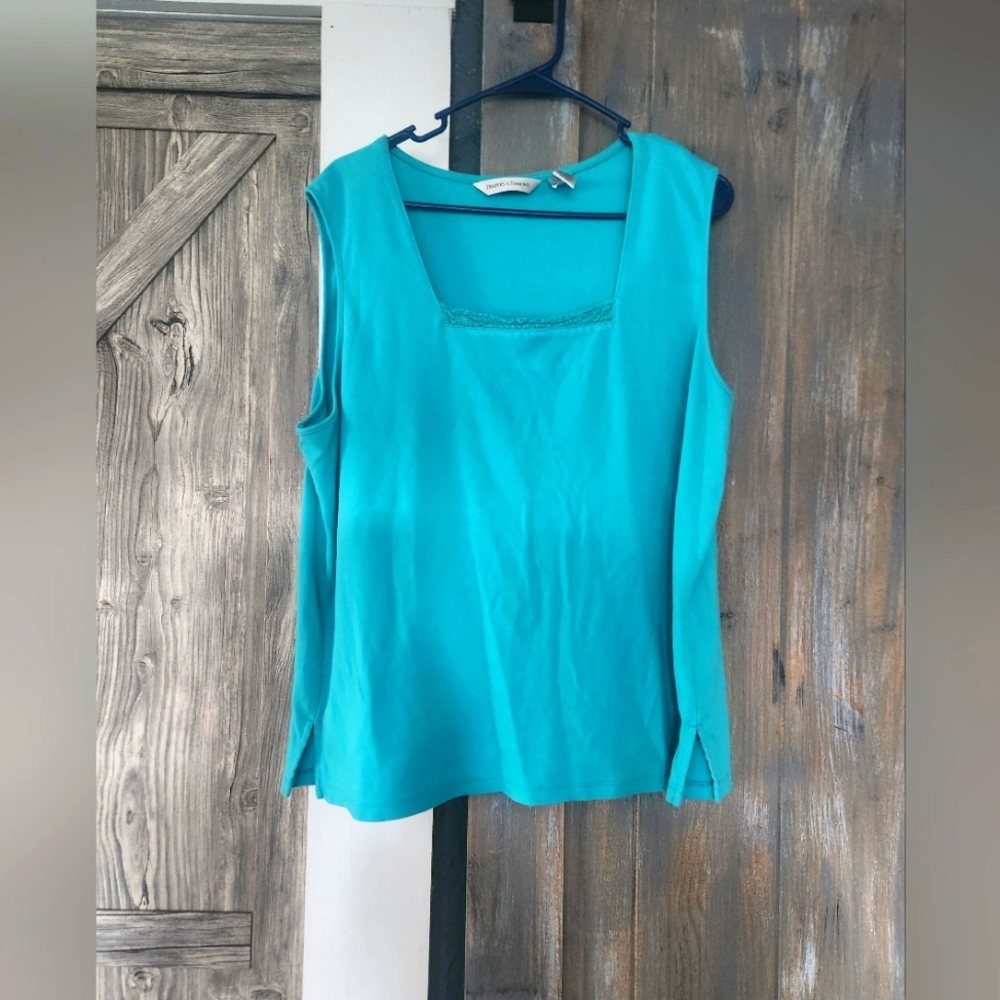 Drapers &Damon's Tank Top